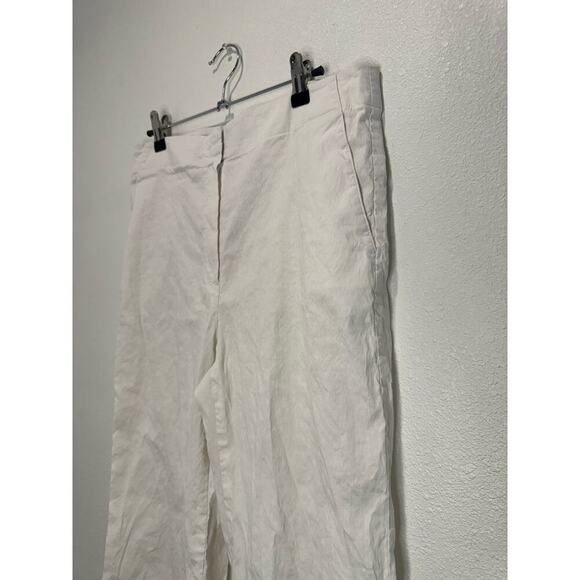 Theory Wide Crop Pant in Good White Linen - Picture 7 of 10